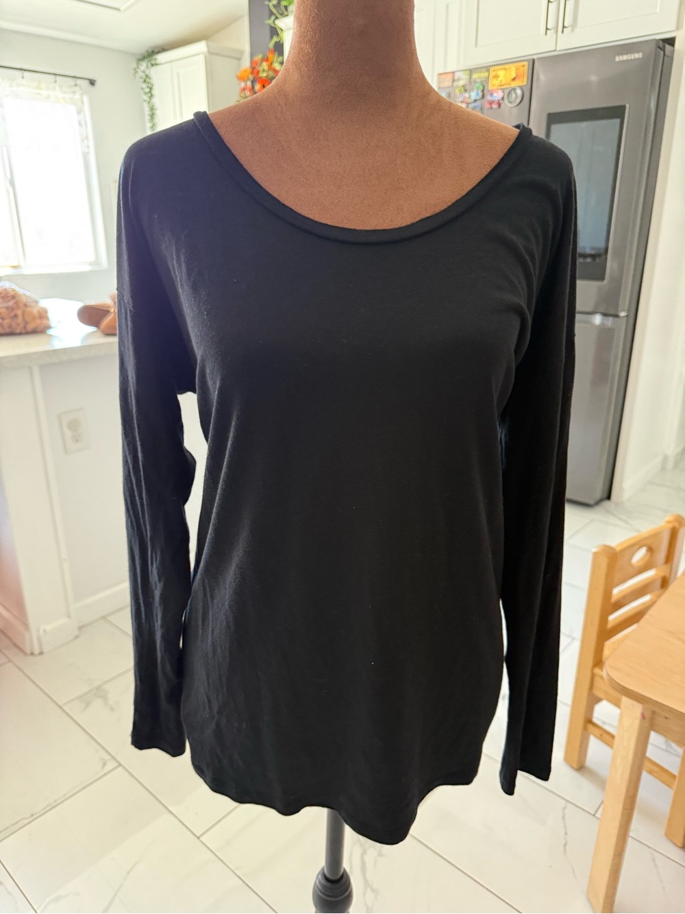 Ann Taylor Black Long-Sleeve Scoop Neck Top